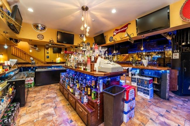 217 Frelinghuysen Ave, Home with 0 bedrooms, 5 bathrooms and null parking in Newark NJ | Image 5