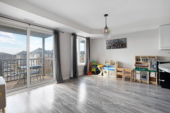8 - 2240 10 Th Line Rd, Condo with 2 bedrooms, 2 bathrooms and 1 parking in Orléans ON | Image 11