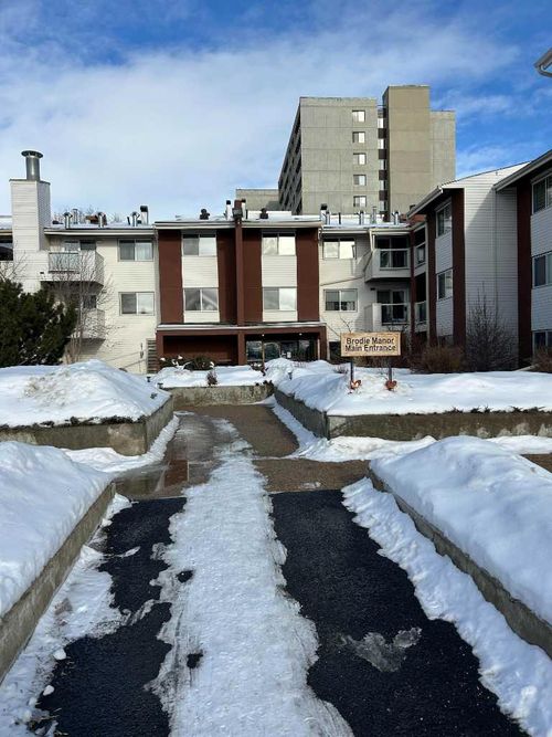 9-9640 92 Ave, Grande Prairie, AB, T8V0H4 | Card Image