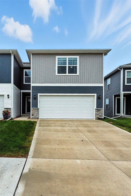 14251 Bentwood Dr, Urbandale, IA, 50323-0022 | Card Image
