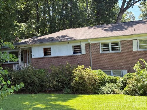937 Nottingham Dr, Charlotte, NC, 28211-4124 | Card Image