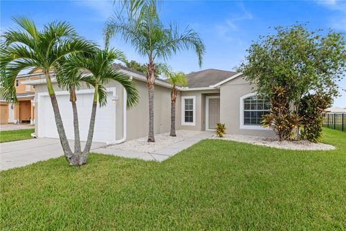 4611 Cabalerro Trl, KISSIMMEE, FL, 34758-2162 | Card Image