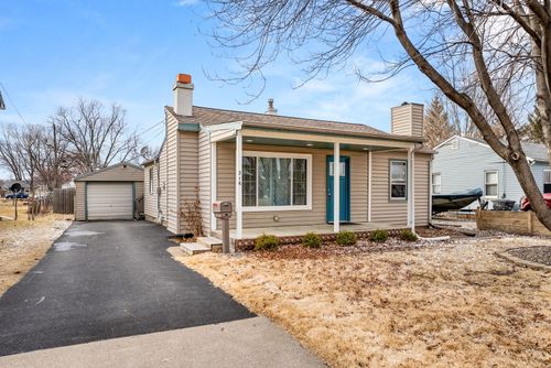 216 5th St E, Milan, IL, 61264-2545 | Card Image