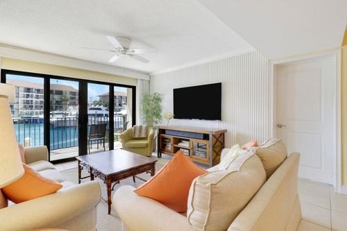 105-1301 Seafarer Cir, Jupiter, FL, 33477-9061 | Card Image