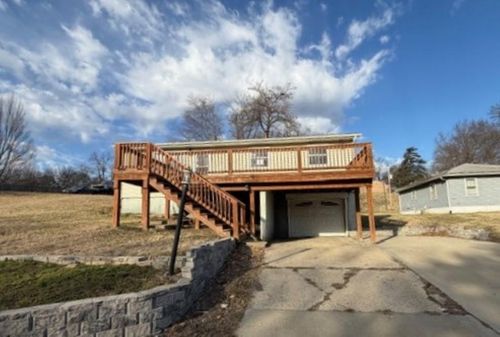 1421 6th St, Atchison, KS, 66002-3155 | Card Image