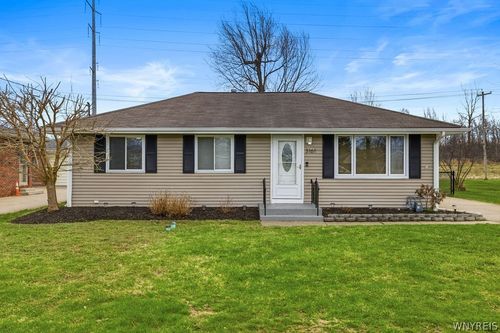 3161 Durham Rd, Hamburg, NY, 14075-2055 | Card Image