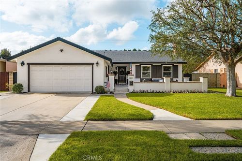 1822 Albion Ave, Santa Ana, CA, 92705-6801 | Card Image