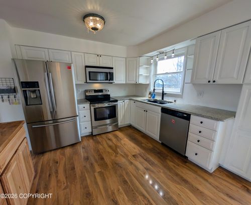 4536 E 6th Ave, Anchorage, AK, 99508-2229 | Card Image