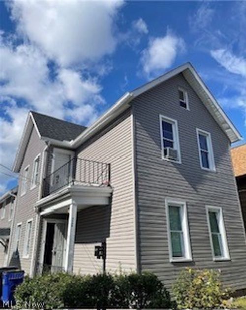 3230 W 31, Cleveland, OH, 44109 | Card Image