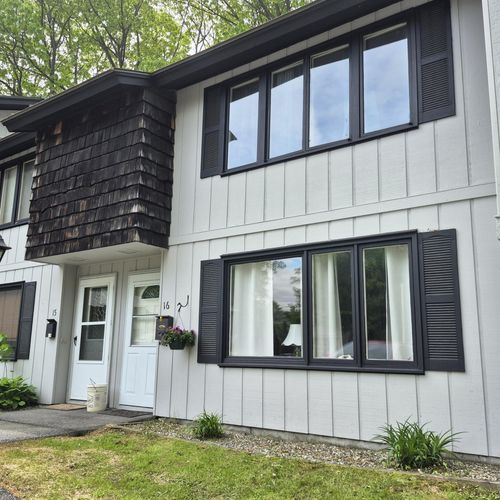 16-16 Oakwood Dr, Claremont, NH, 03743-3345 | Card Image