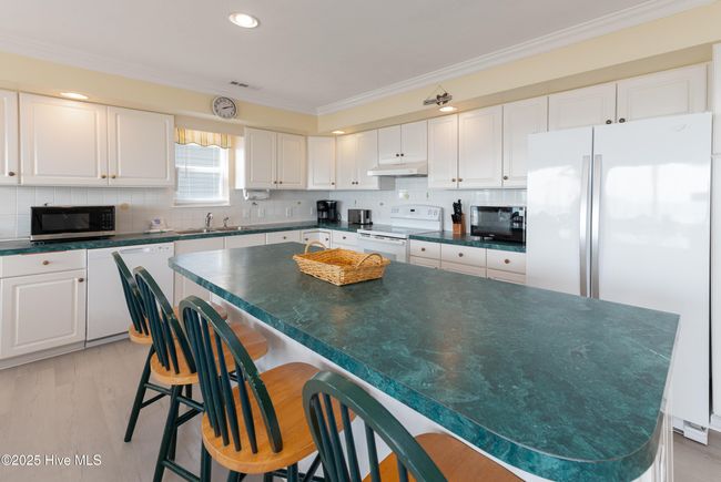 839 Ocean Blvd W, House other with 5 bedrooms, 6 bathrooms and null parking in Holden Beach NC | Image 6