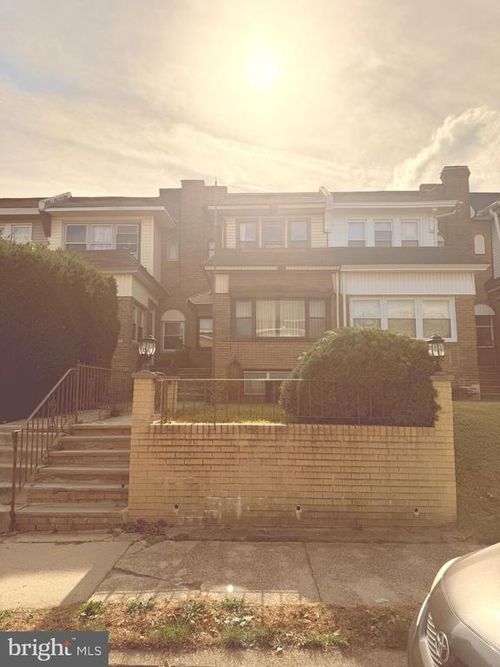 2456 76th Ave, PHILADELPHIA, PA, 19150-1808 | Card Image