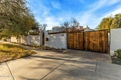 2321 E 6th St, Tucson, AZ, 85719-5232 | Card Image