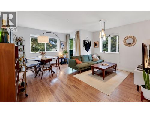 d207-40160 Willow Cres, Squamish, BC, V8B0M2 | Card Image