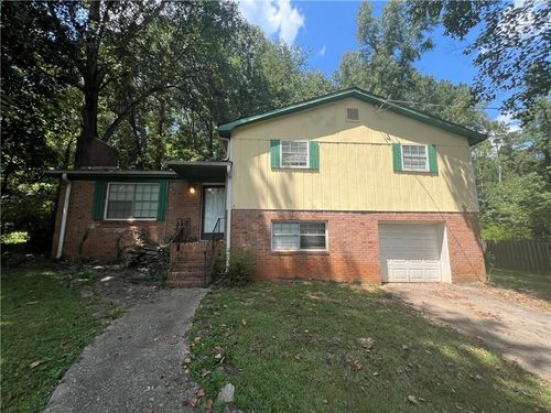 2275 Chestnut Log Loop, Lithia Springs, GA, 30122-3524 | Card Image