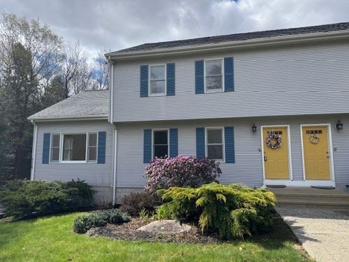 139 E County Rd, Rutland, MA, 01543-2042 | Card Image