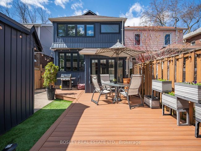 13 Patricia Dr, House other with 3 bedrooms, 4 bathrooms and 2 parking in Toronto ON | Image 40