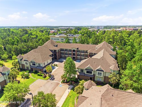 204-648 Village Park Dr, Wilmington, NC, 28405-8325 | Card Image