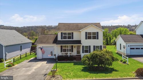 40 Village Dr, CAPON BRIDGE, WV, 26711-9345 | Card Image