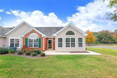 300 Ginger Loop, Home with 2 bedrooms, 2 bathrooms and null parking in Smithfield VA | Image 1