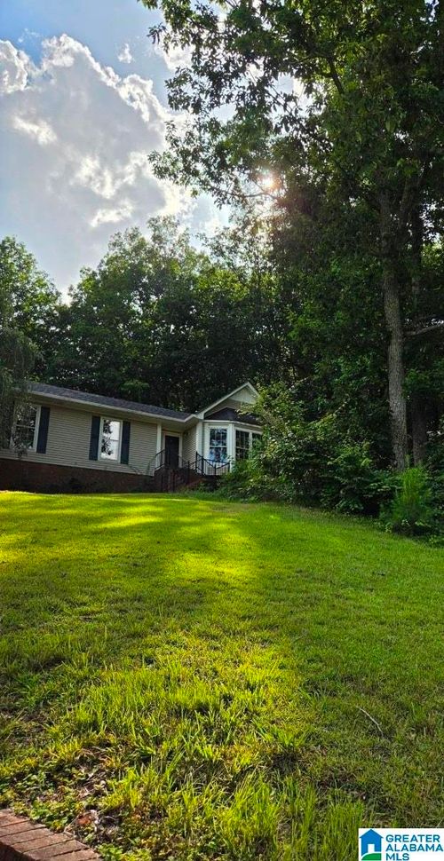5807 Wren Cir, PINSON, AL, 35126-3423 | Card Image