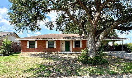 3025 Frances Dr, Morgan City, LA, 70380-1507 | Card Image