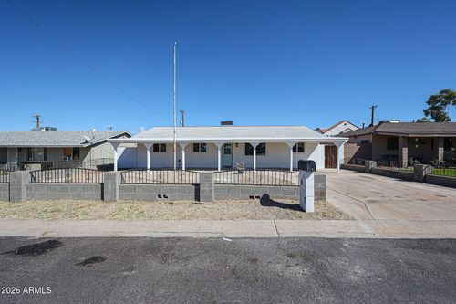 7815 S 1st Drive, Phoenix, AZ, 85041 | Card Image