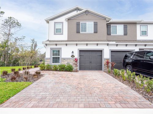 4902 Livingston Ln, OVIEDO, FL, 32765-8545 | Card Image