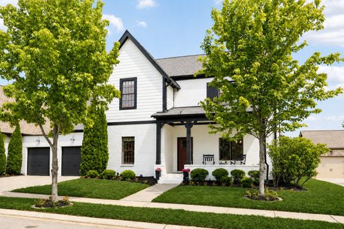 631 Finnhorse Ln, Franklin, TN, 37064-3348 | Card Image