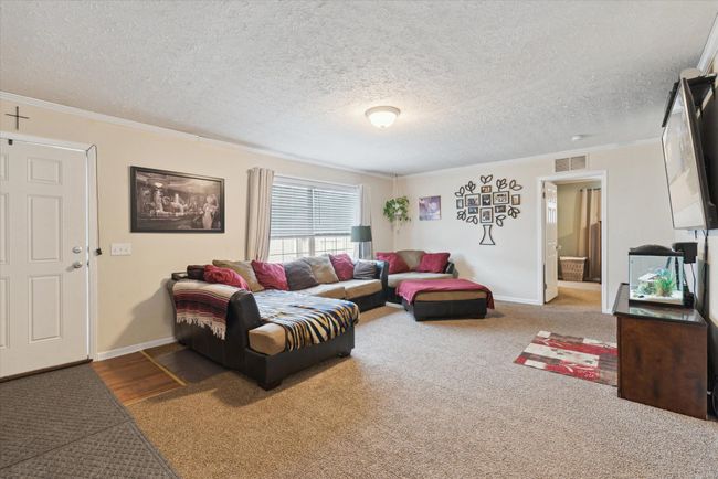 24922 N Hampton Dr, House other with 4 bedrooms, 3 bathrooms and null parking in Flat Rock MI | Image 6