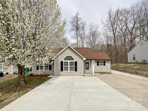 5610 Stone Bluff Ct, Charlotte, NC, 28214-3810 | Card Image
