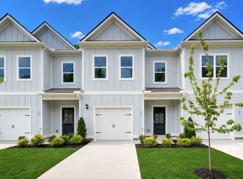 143 Ironhorse Way, Dickson, TN, 37055-5074 | Card Image
