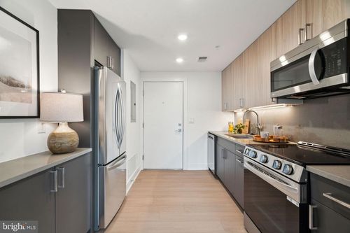 603-2000 Dreer St, PHILADELPHIA, PA, 19125-1520 | Card Image