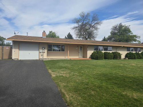 10631 Kincheloe Ave, Klamath Falls, OR, 97603-7162 | Card Image