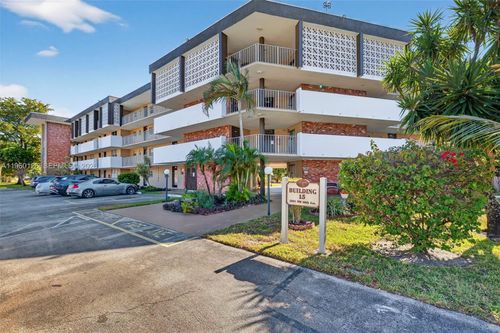 306-2901 Nw 46th Ave, Lauderdale Lakes, FL, 33313-1842 | Card Image