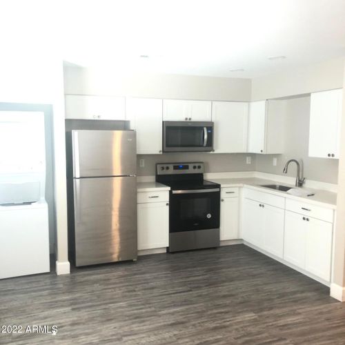 17-2246 W Southern Ave, Phoenix, AZ, 85041-3772 | Card Image