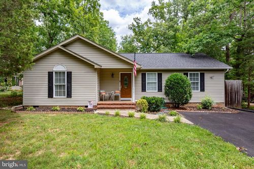 216 Fairfax Ln, LOCUST GROVE, VA, 22508-5125 | Card Image