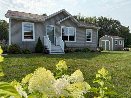 4 Hayfield Lane, Lisbon, ME, 04250 | Card Image