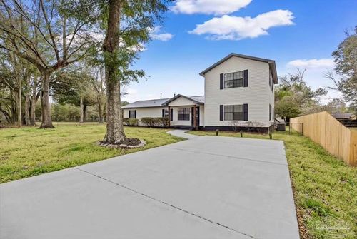 4133 Lawrence Ave, PACE, FL, 32571-1114 | Card Image