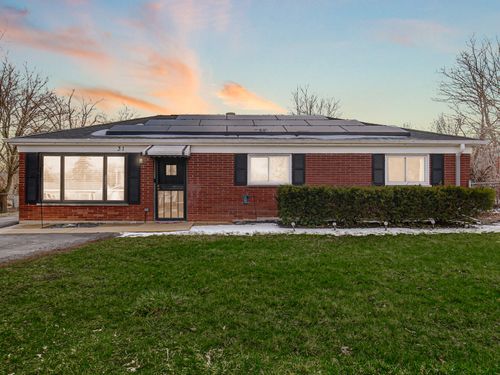 31 14th Pl, Lombard, IL, 60148-4517 | Card Image