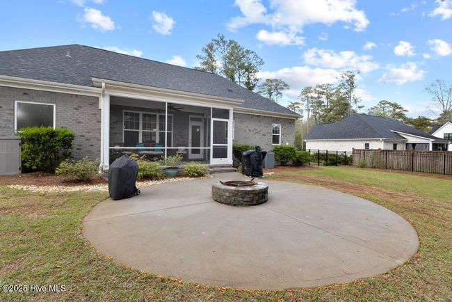 354 Crown Pointe Dr, House other with 3 bedrooms, 3 bathrooms and 2 parking in Hampstead NC | Image 33