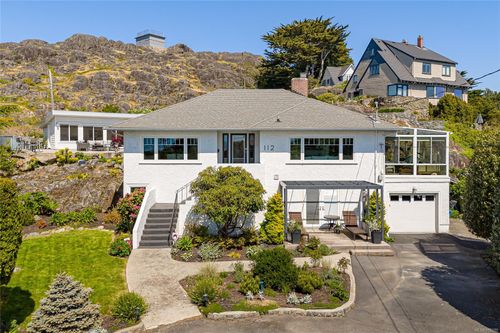 112 Prince Edward Dr, Oak Bay, BC, V8S2K4 | Card Image