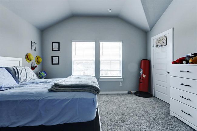 4910 Magnolia Springs Dr, House other with 4 bedrooms, 4 bathrooms and 2 parking in Pearland TX | Image 29
