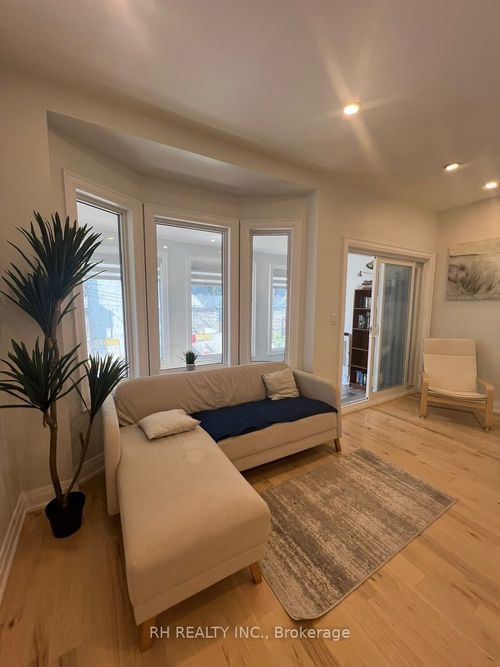 19 Wade Ave, Toronto, ON, M6H1P4 | Card Image