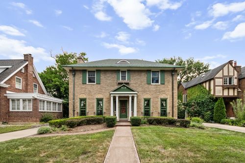 525 Wisner St, Park Ridge, IL, 60068-3426 | Card Image