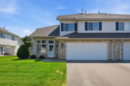 17077 Eagleview Way, Farmington, MN, 55024-7309 | Card Image