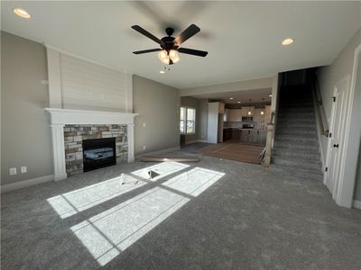 16490 S Laurelwood Street, Home with 4 bedrooms, 3 bathrooms and null parking in Olathe KS | Image 3