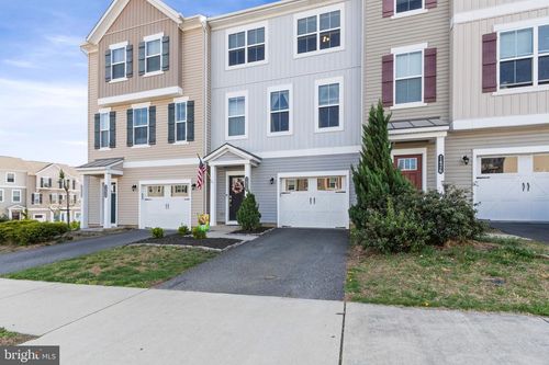 1428 Hudgins Farm Cir, FREDERICKSBURG, VA, 22408-4176 | Card Image