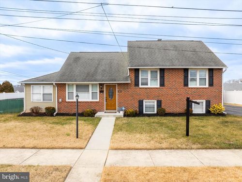 105 W Keystone Ave, Wilmington, DE, 19804-2029 | Card Image