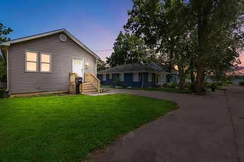 125 Burton St, Grayslake, IL, 60030-1507 | Card Image
